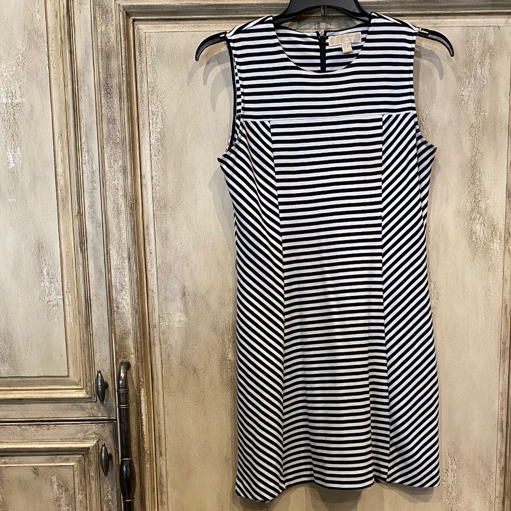 Michael Kors (8) Dress Black/White Stripes